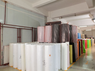 倉(cāng)庫(kù)一角